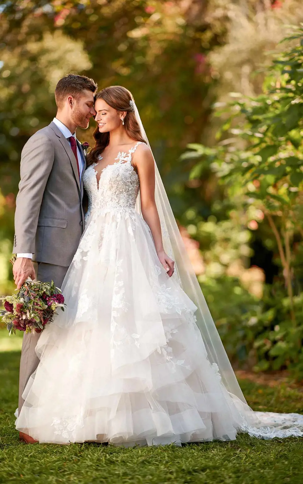 Know Your Wedding Dress Necklines