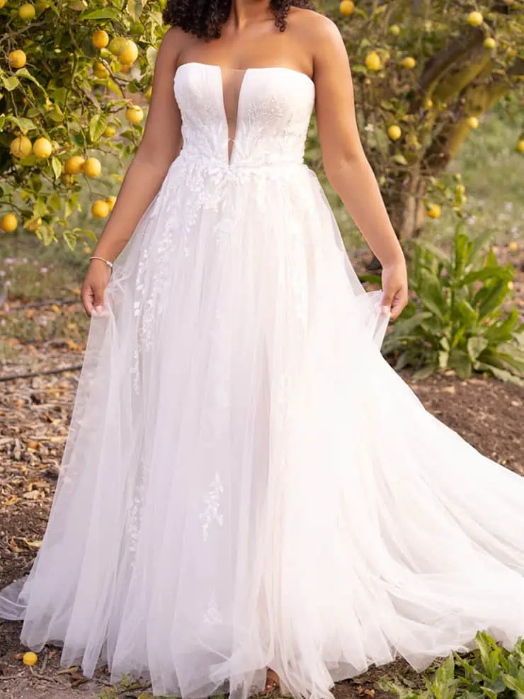 Stella York 7825 Wedding Dress