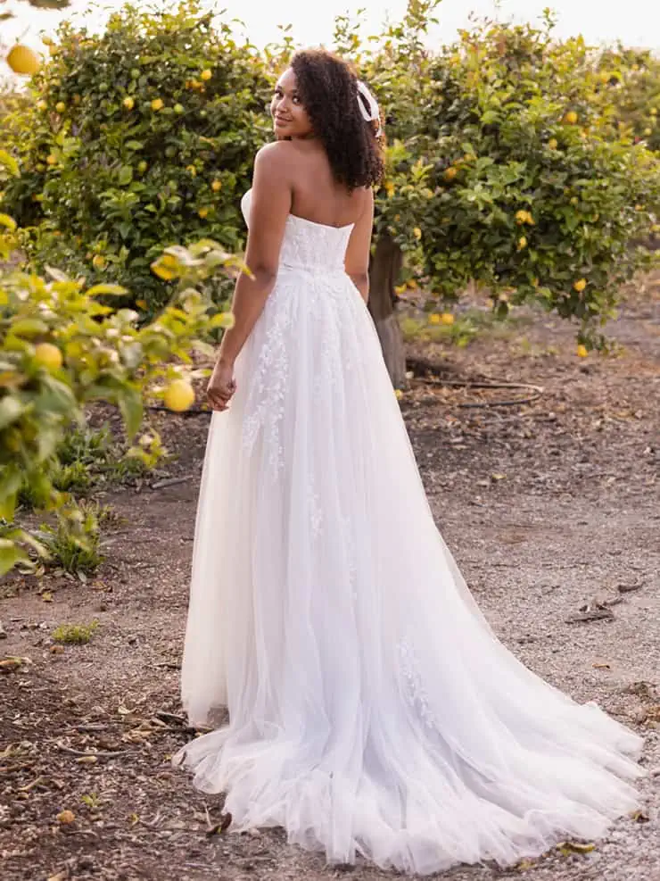 Stella York 7825 Wedding Dress