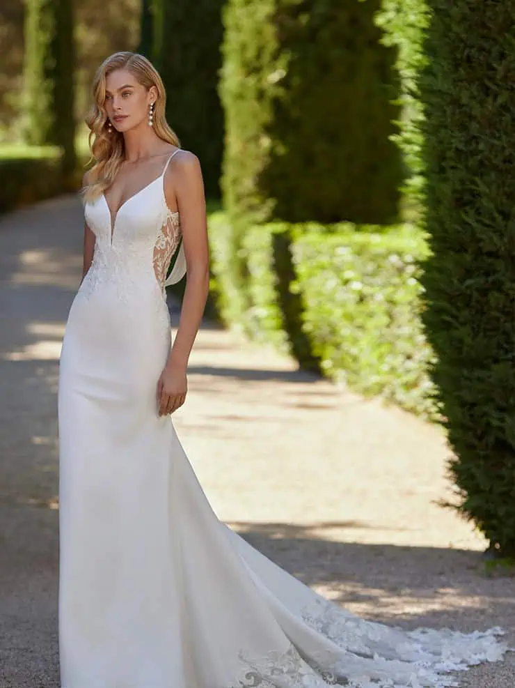 Adriana Alier Wedding Dress Dannia