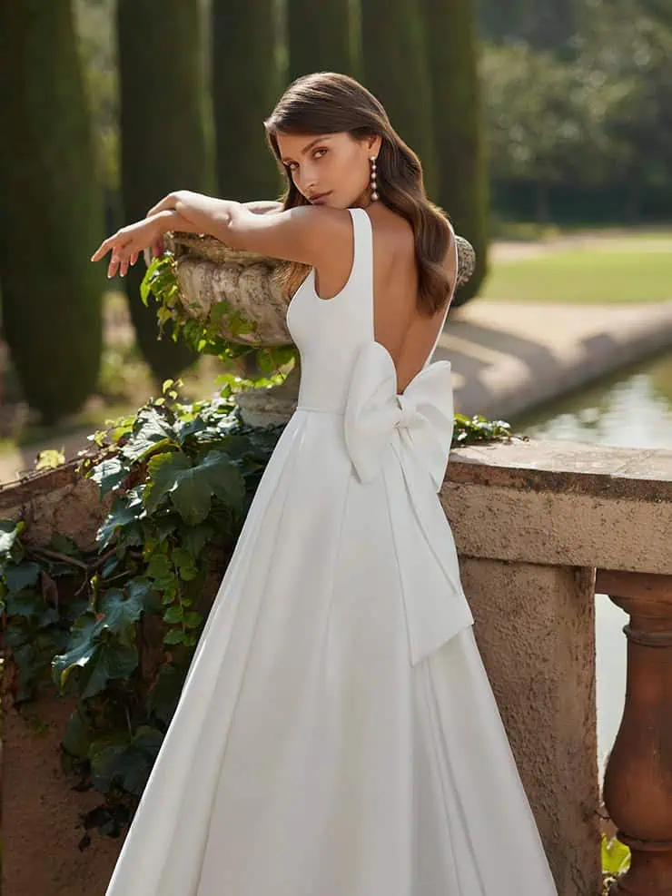 Adriana Alier Wedding Dress Donald