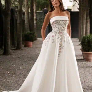 Essense of Australia - D4217 - Devina