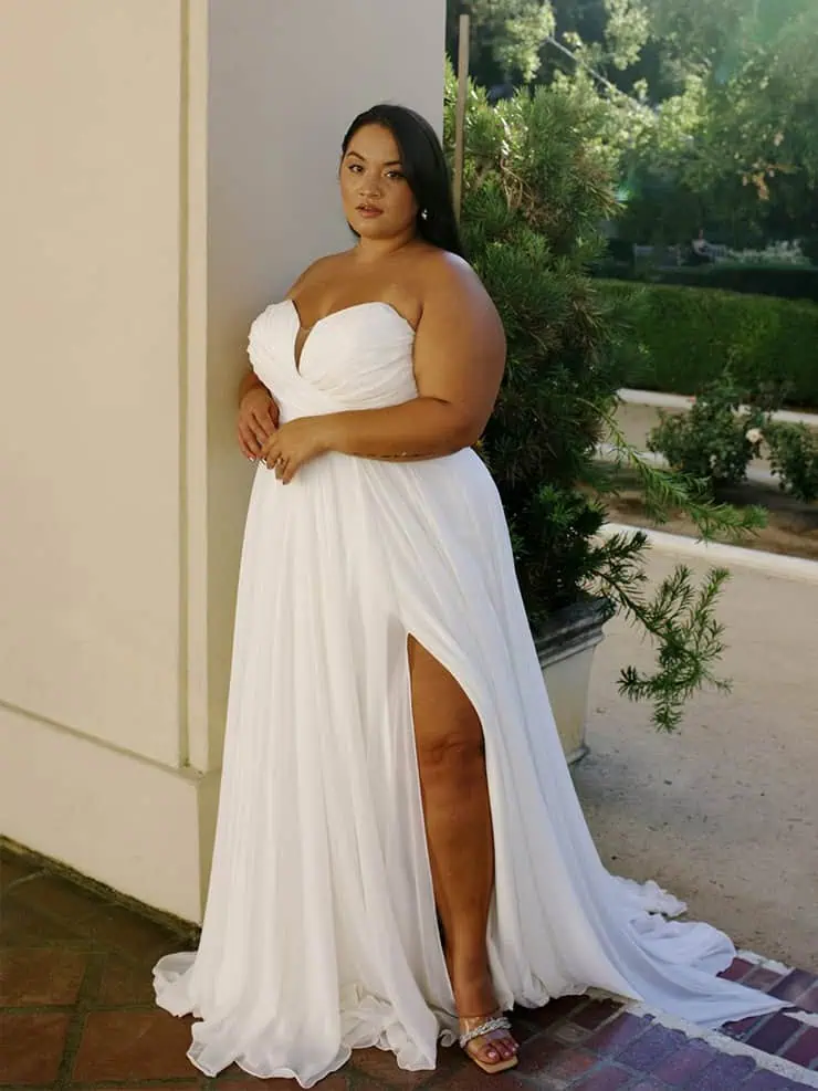 Essense of Australia Wedding Dresses - D3636