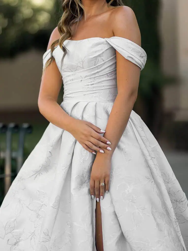 Essense of Australia Wedding Dresses - D4187