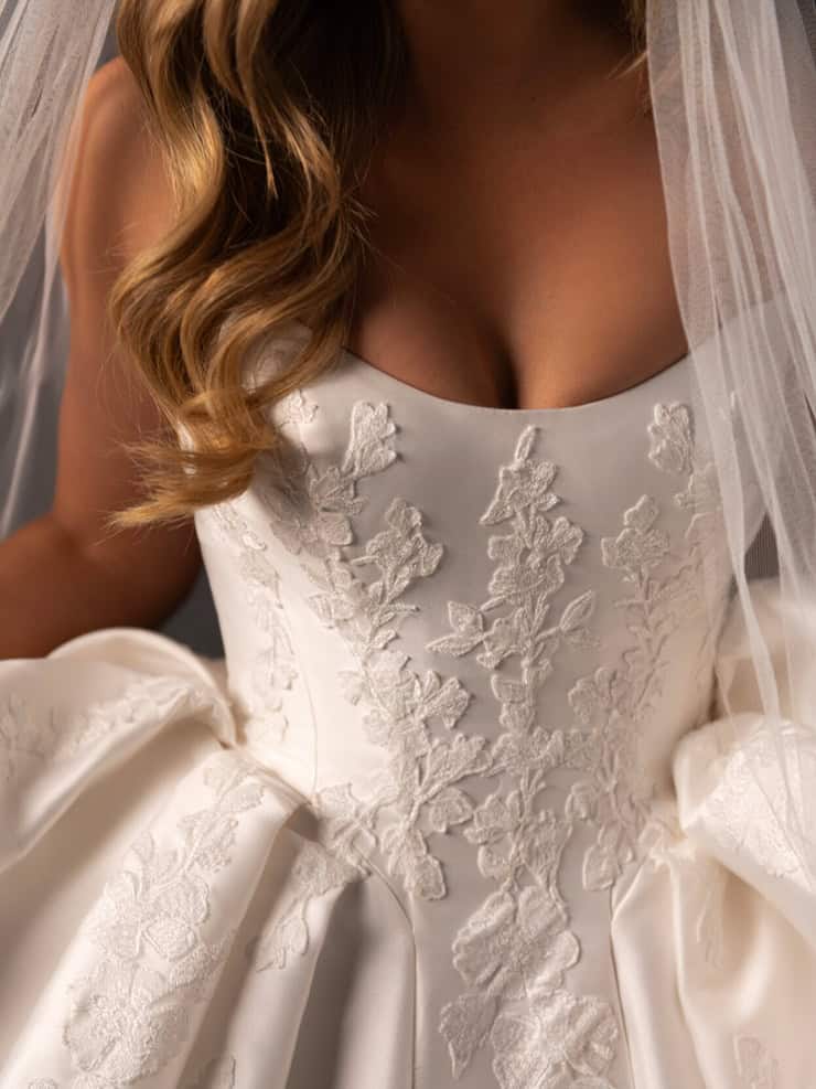 Essense of Australia Wedding Dresses - D4265