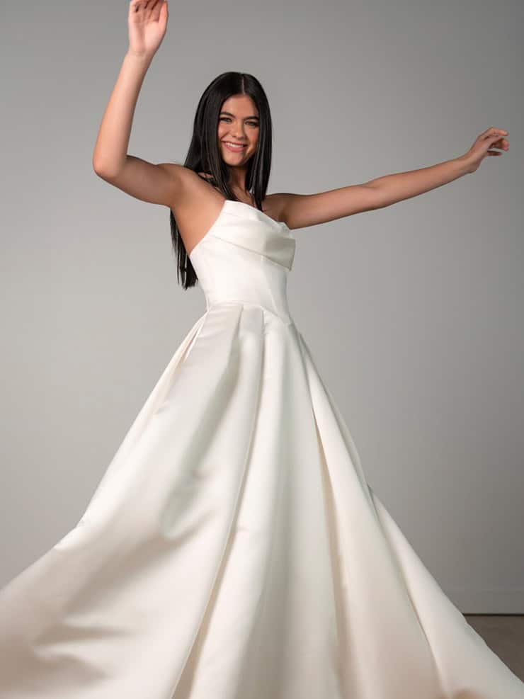 Stella York Wedding Dresses - SY8084