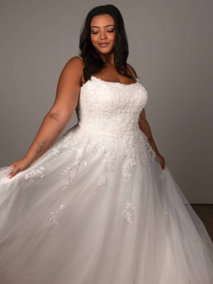 Stella York Wedding Dresses - SY8105