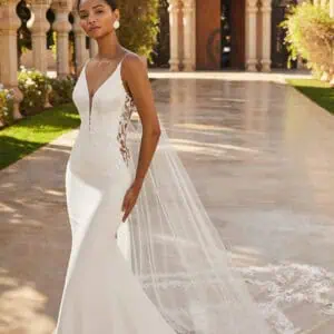 Rosa Clara Wedding Dresses - Oimbra