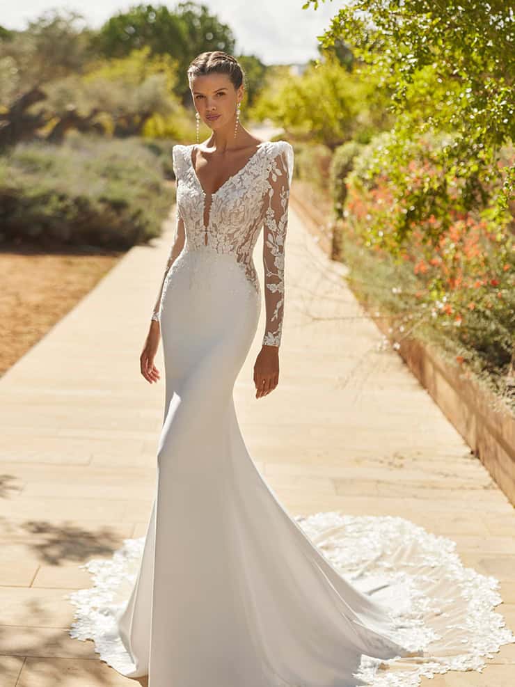 Adriana Alier Wedding Dresses - Saul
