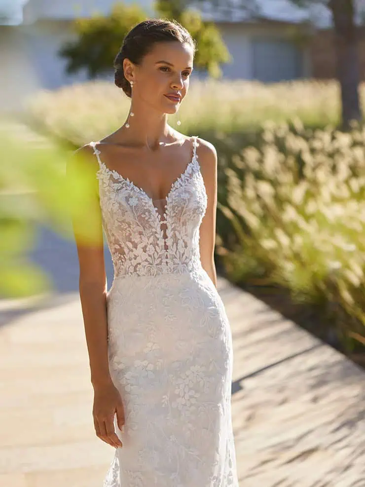 Adriana Alier Wedding Dresses - Semi