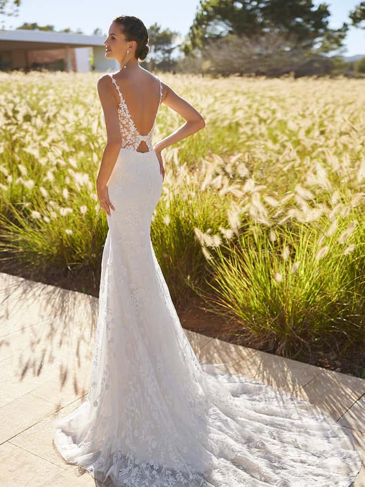 Adriana Alier Wedding Dresses - Semi