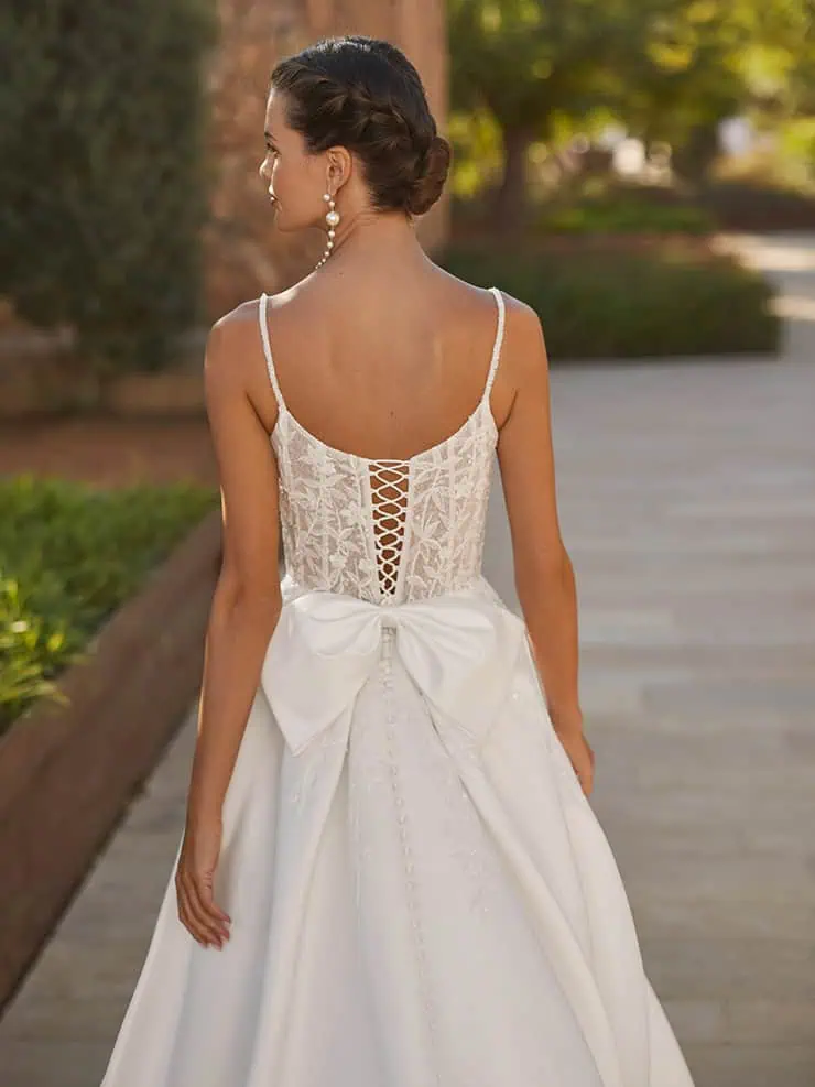 Adriana Alier Wedding Dresses - Soraya