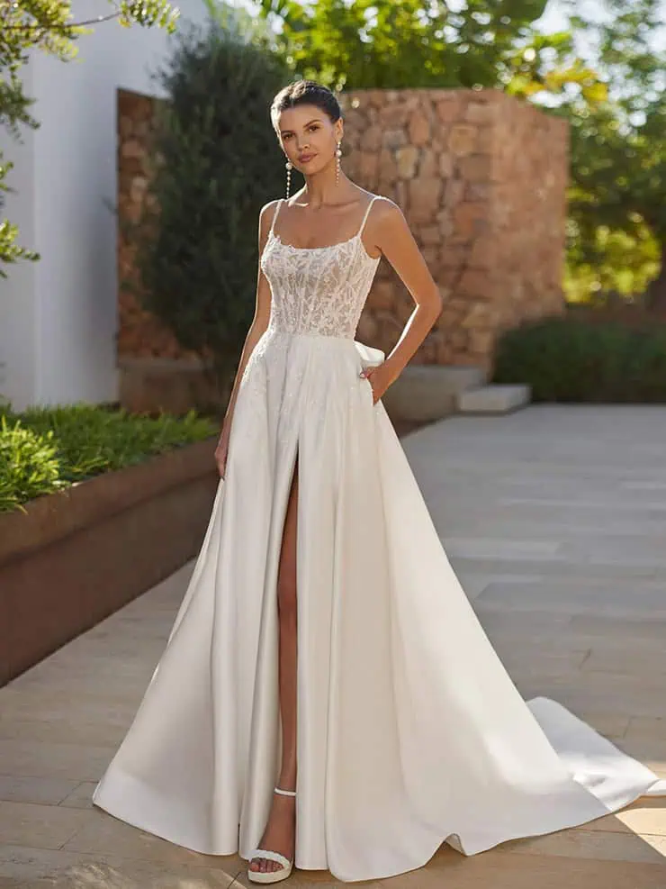 Adriana Alier Wedding Dresses - Soraya