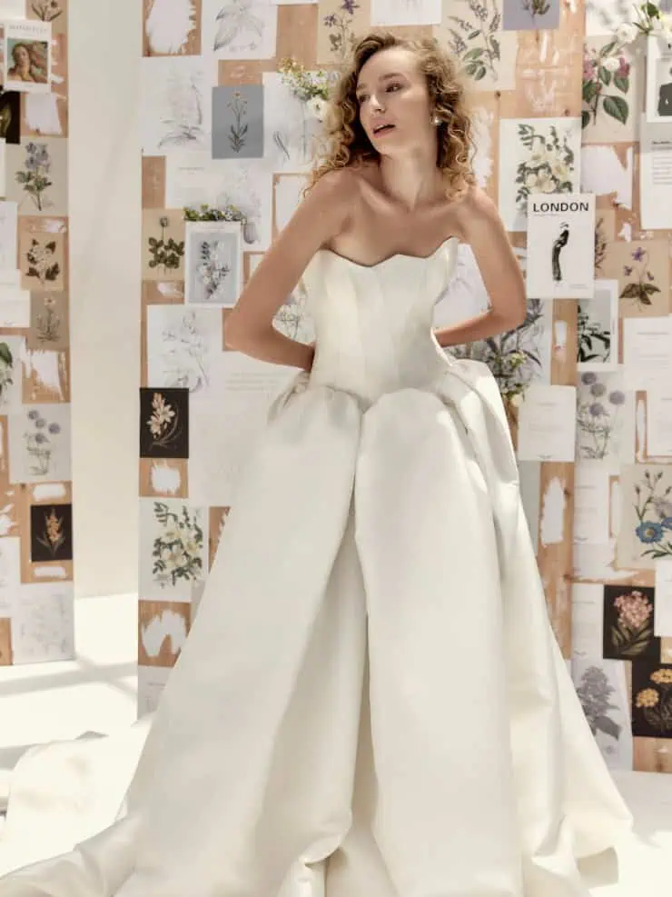 House of Savin Wedding DressesĀ - Odette